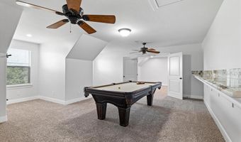 402 N Parkway Dr, Alvarado, TX 76009