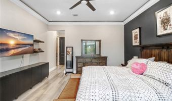 6104 LAGOMAR Ln, Apollo Beach, FL 33572