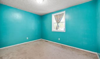 517 Spring Mill Rd, Anderson, IN 46013
