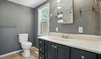615 Lincoln St, Ainsworth, IA 52201