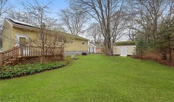 1737 Wampanoag Trl, Barrington, RI 02806