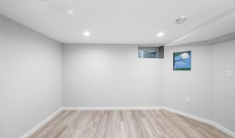 463 Elliott St, Beverly, MA 01915