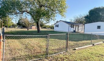 301 S Rose St, Archer City, TX 76351