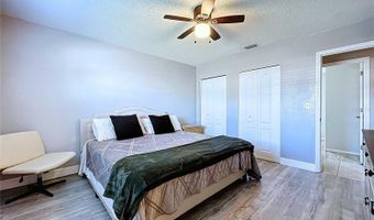 6040 FRANCIS Dr, Apollo Beach, FL 33572