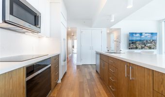 629 Keeaumoku St 3801, Honolulu, HI 96814