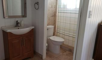 215 Aahi Pl, Kaunakakai, HI 96748