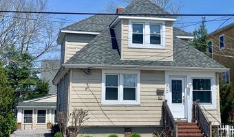 225 Pearl St, Beach Haven, NJ 08008