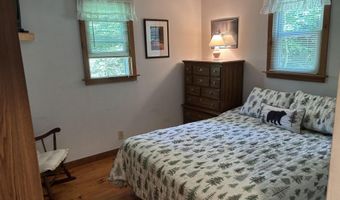 95 Sunset Shore Dr, Alton, NH 03810