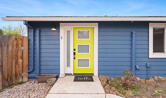 2087 NE Mistletoe Ct 1 & 2, Bend, OR 97701