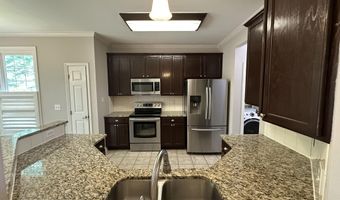 1748 Town Home Dr, Apex, NC 27502