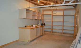 223 Silver Leaf Dr, Becket, MA 01223