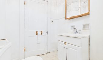 1525 Noble St, Anderson, IN 46016