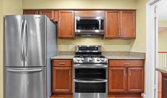 10 PINTO Ct, Rockville, MD 20850