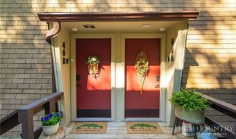 40 Hemlock Hl A, Banner Elk, NC 28604