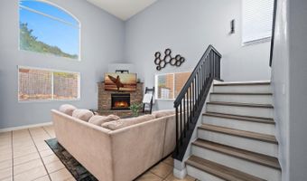 29819 Platanus Dr, Escondido, CA 92026