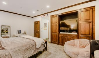 45 W Thomas Pl R-17, Beaver Creek, CO 81620
