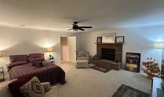 104 Lucky Ln, Andalusia, AL 36421