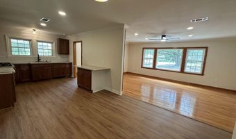 11824 Newsom Dr, Baton Rouge, LA 70811