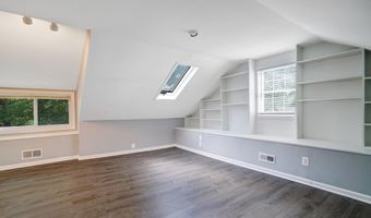 3201 N PERSHING Dr, Arlington, VA 22201