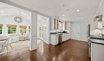 8436 BURNING TREE Rd, Bethesda, MD 20817