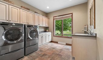 N3040 STEEPLE Drive, Appleton, WI 54913