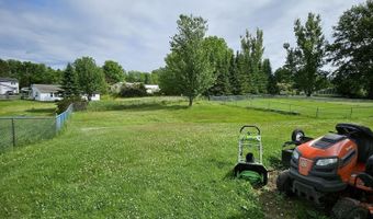 200 Davis Rd, Bangor, ME 04401
