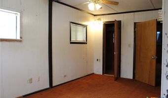2043 Spur St, New Braunfels, TX 78130