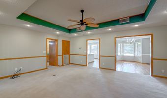 112 River Oaks Dr, Bainbridge, GA 39819