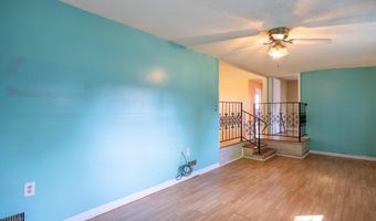 307 W College St, Athens, TN 37303