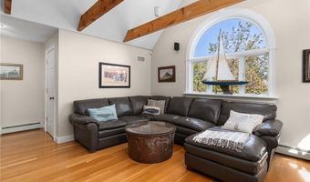 27 W Willow Ln, Charlestown, RI 02813