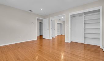 42 Crest Dr, Basking Ridge, NJ 07920
