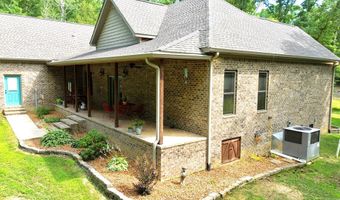 674 Cantrell Rd, Big Sandy, TN 38221