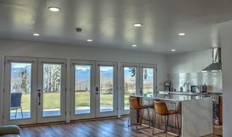 6955 Apple Aly, Bonners Ferry, ID 83805