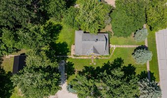 605 Cottage St, Adel, IA 50003