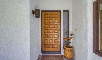 1015 Via Mil Cumbres, Solana Beach, CA 92075