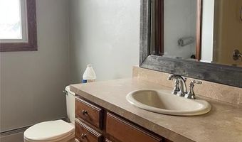 3 Buttonwood St 2, Bristol, RI 02809