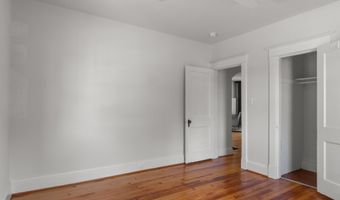 2 HIGHLAND Ave, Annapolis, MD 21403