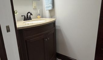 2 W Pearl St, Alamo, GA 30411