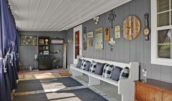 3231 Sardis Lake Dr, Batesville, MS 38606