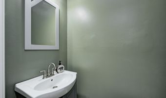 8710 Maple View Dr, Indianapolis, IN 46217
