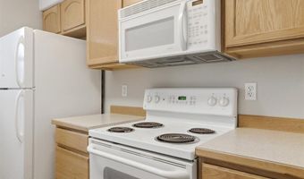7102 Ambler Ln #4, Anchorage, AK 99504