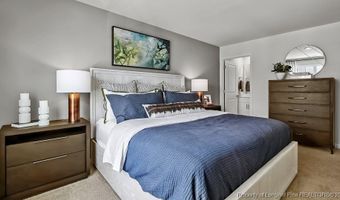 221 Maddox Dr, Aberdeen, NC 28315