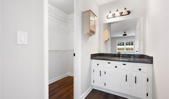 305 Summer Ct, Woodstock, GA 30188