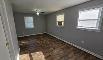 310 S Wickham St, Alvord, TX 76225