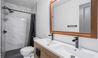 104 W HEATH St, Baltimore, MD 21230