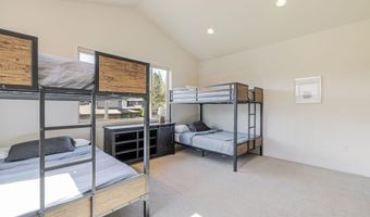 60454 Kangaroo Loop, Bend, OR 97702