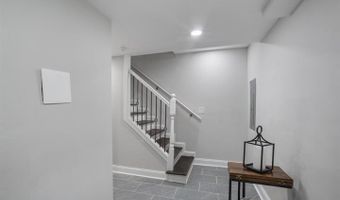 5623 EADS St NE, Washington, DC 20019