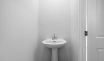 1062 A Dominy Ct, Camden, SC 29020