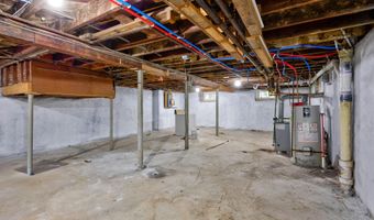 979 Washington Ave, Albany, NY 12206
