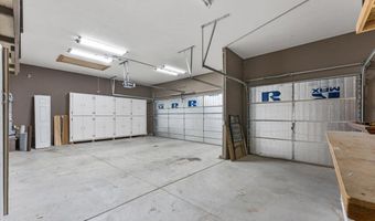1351 Shadow Ln, Fernley, NV 89408